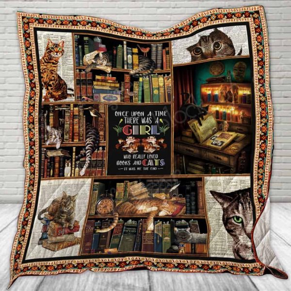 Books And Cats Modern Quilt Blanket