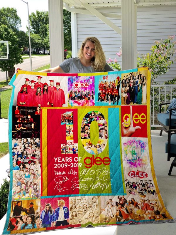 Glee Quilt Blanket