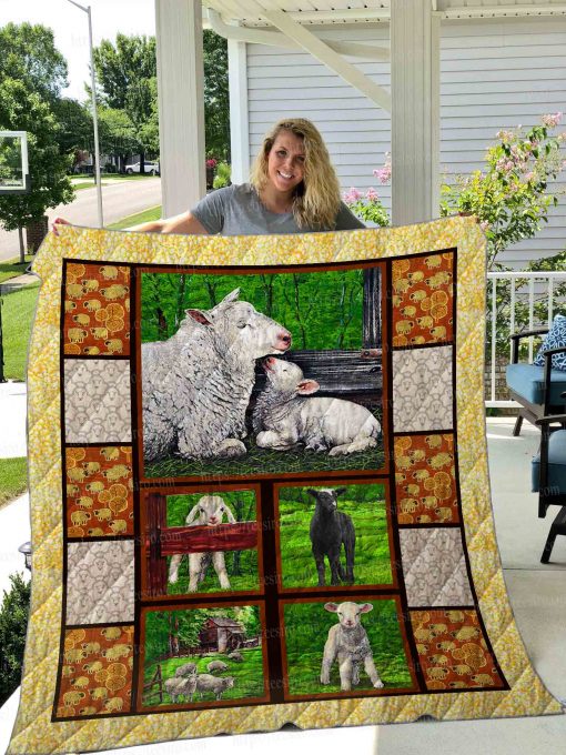 Mom And Baby Sheep  Quilt Blanket 01